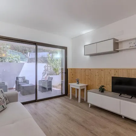 #400 Oasis 1br & Pool شقة